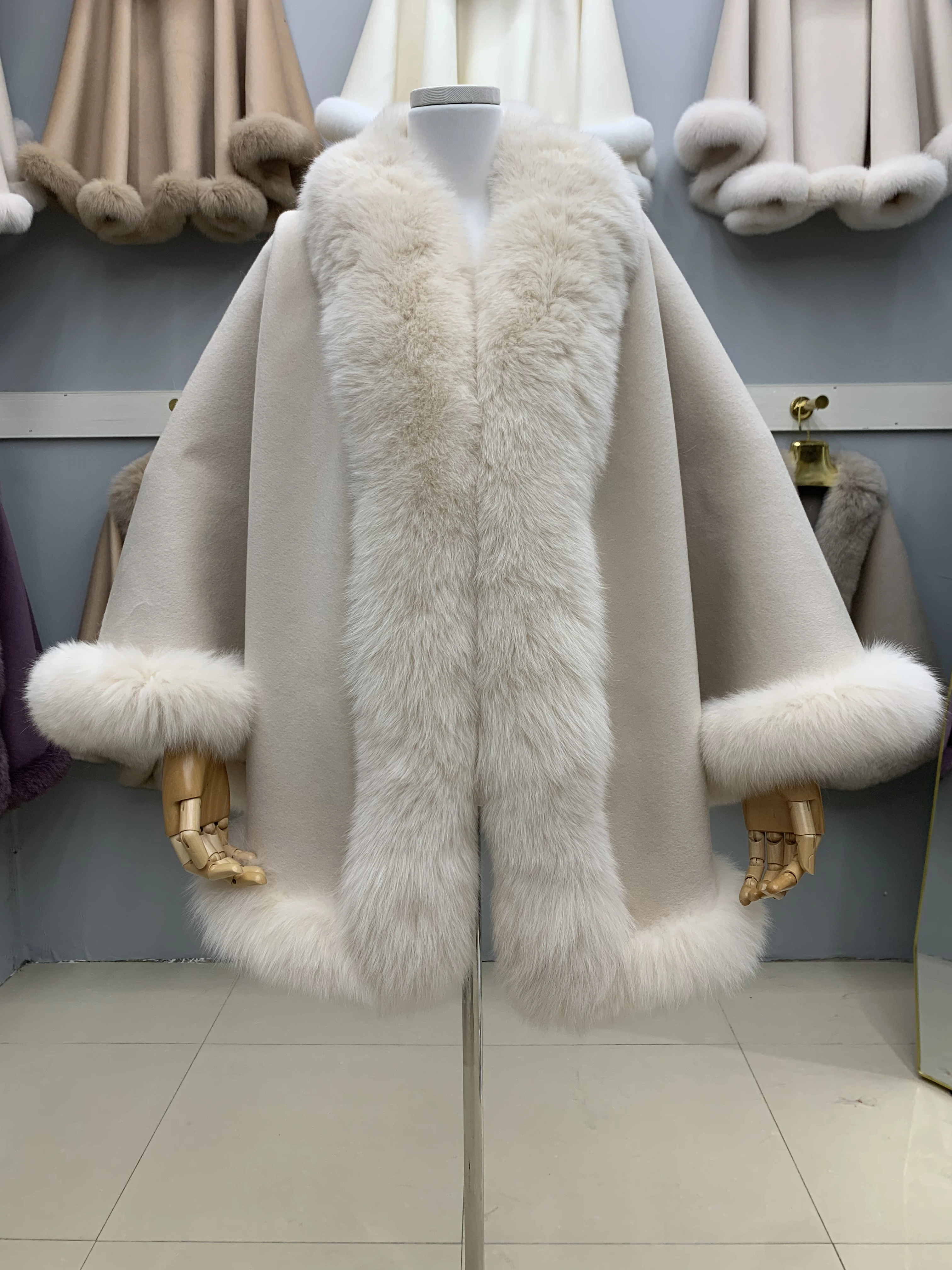 MWFur Fashion Wholesale Double-sided Cashmere Loose Ponchos With Fox Fur Collar Winter Fox Fur Shawl Capes