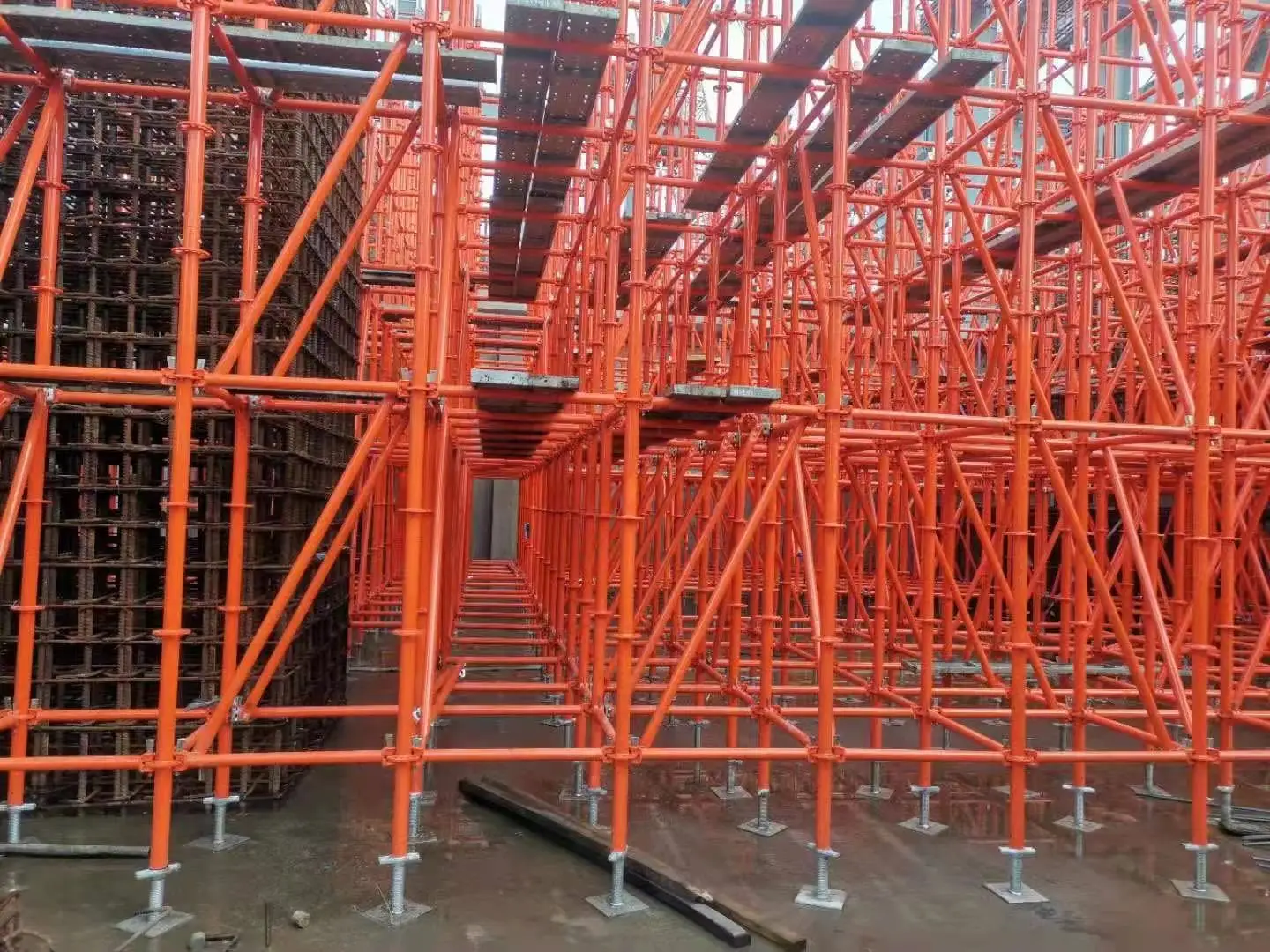 Steel Scaffold System Hot DIP Galvanized Ringlock System Scaffolding