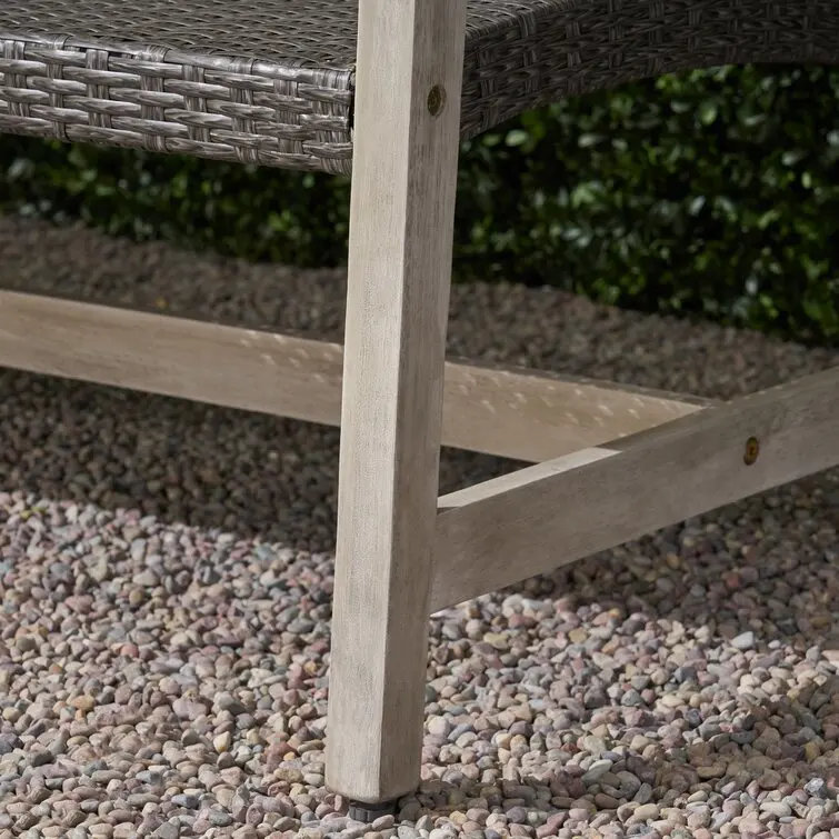 Weather-resistant Naturally Durable Acacia Wood Frame Outdoor Dinning Table Set Patio Furniture