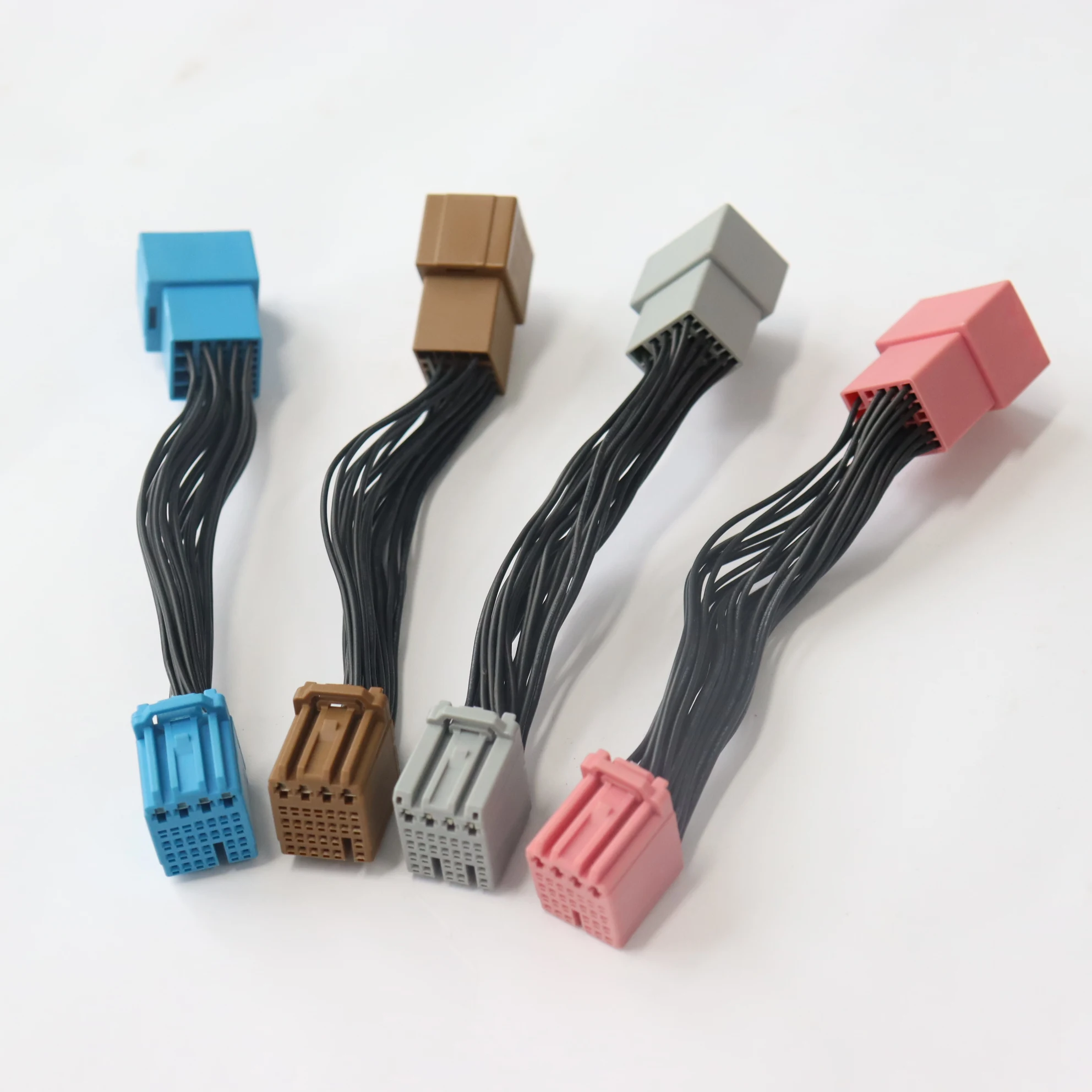 Hybrid Car  BCM 25/26/27/32 Pin Wire-to-Device Plug Assembly Body Control Module Wiring Harness