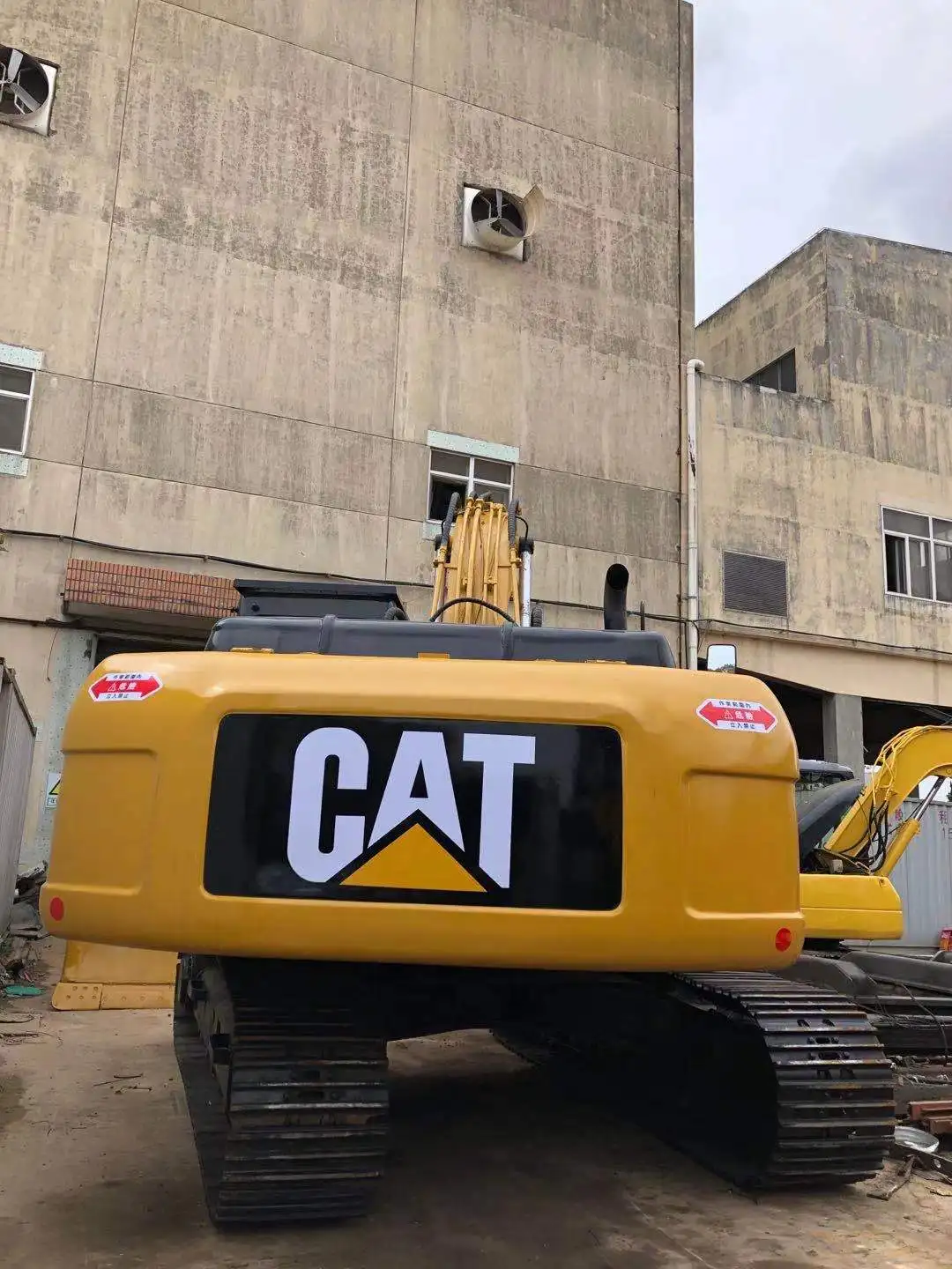  Недорогой экскаватор CAT 305 D 330d Япония komatsu дешево для продажи в