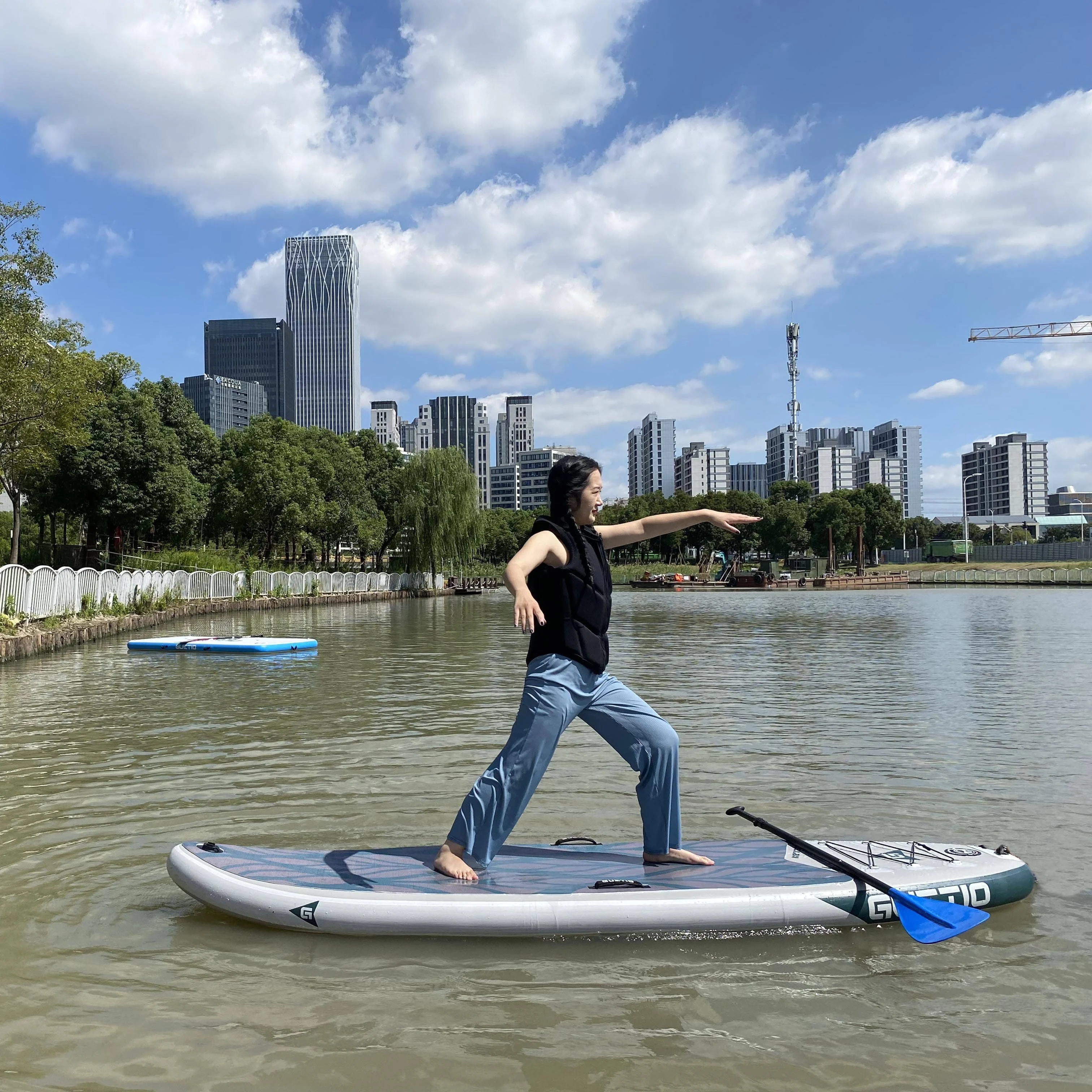 OEM Cheap Plastic TPU ECO-Friendly Inflatable Stand Up Yoga SUP Paddle Board