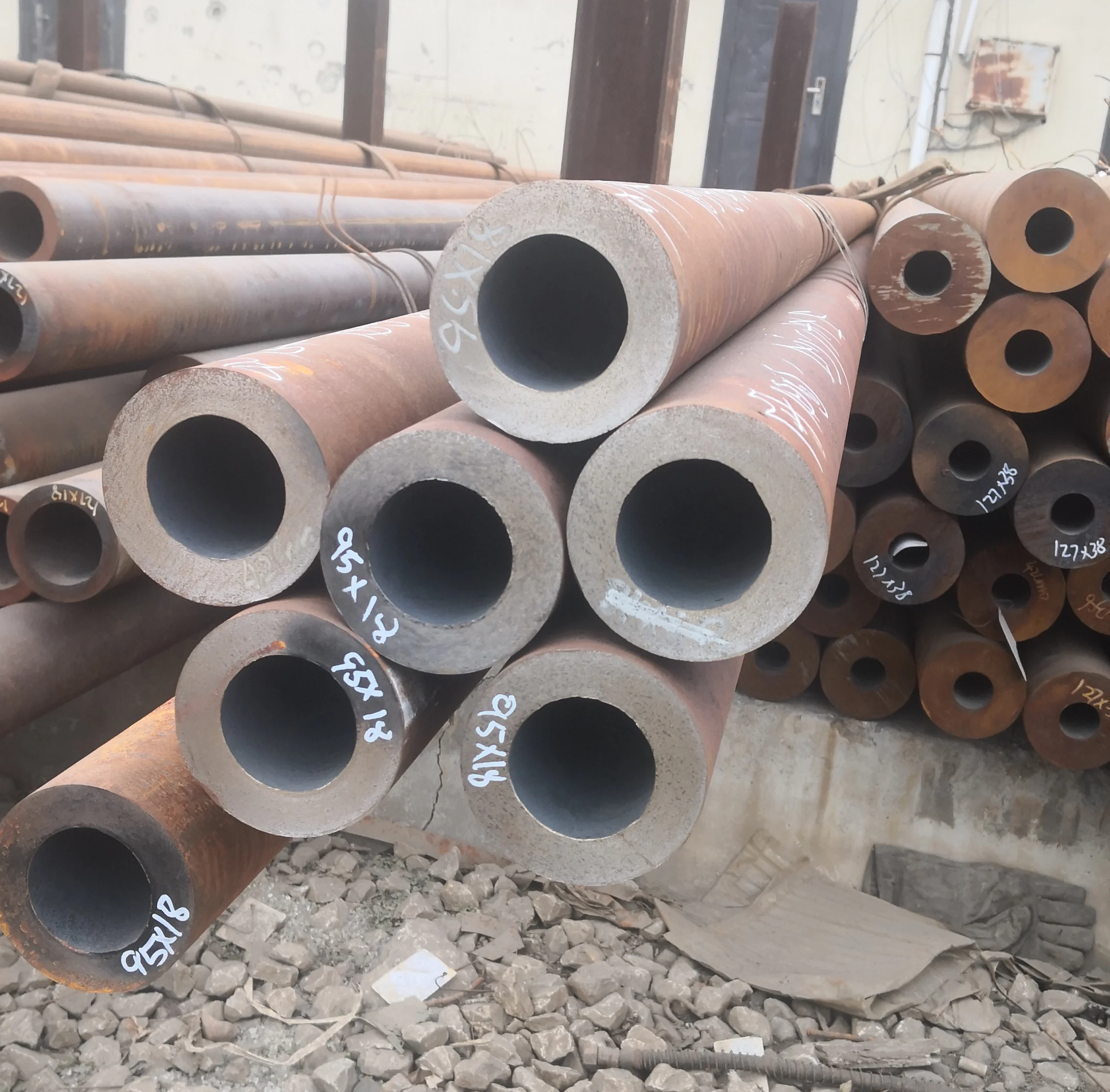 20CrMo 40CrMo 35CrMo 42CrMo tube Hot Rolled Seamless Alloy Steel Pipe From China Factory