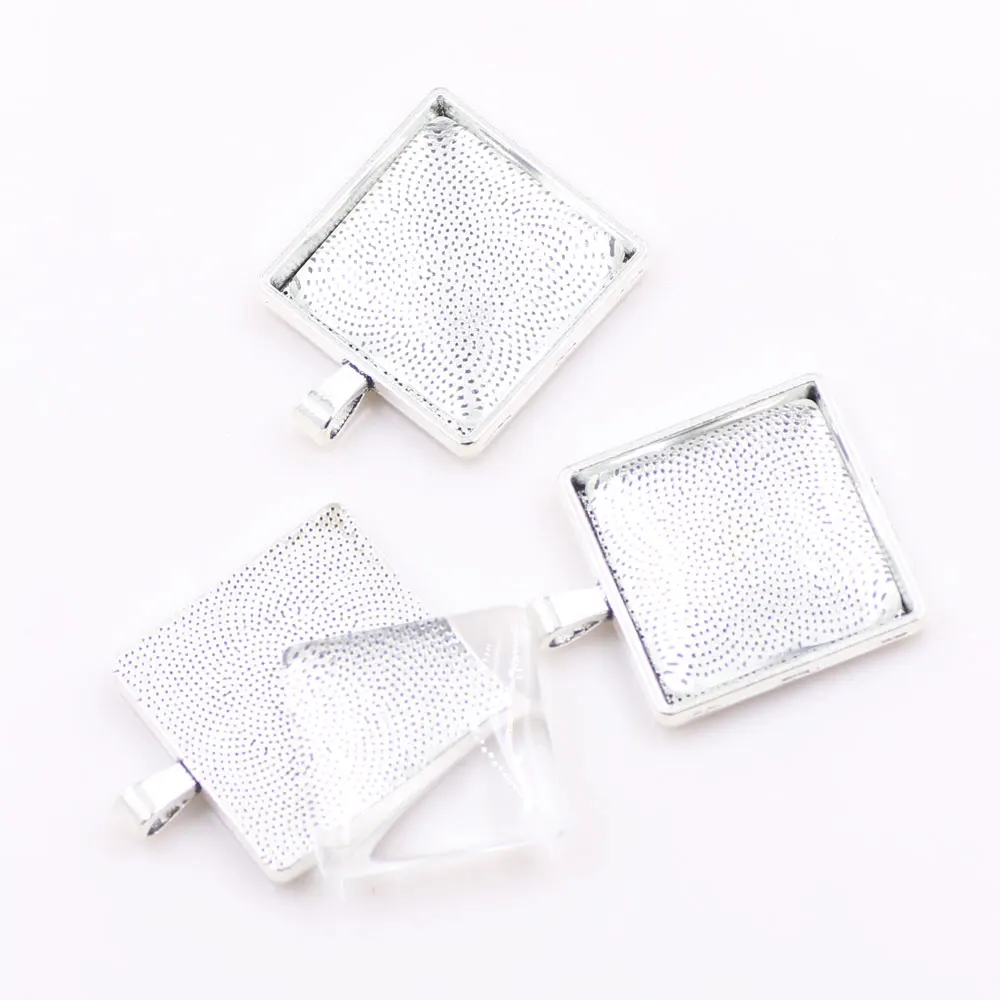 Zhubi 20MM 25MM Cubic Cabochon Tray Bezel Square Blank Pendants Gold Silver Zinc Alloy Pendant Base DIY Jewelry Making Bracelets