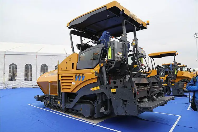 Brand New 6m pavers RP605 hybrid road paver machine in hot sale