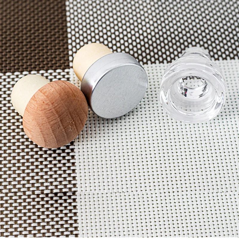 wholesale 250ml 500ml Cylinder Round Vodka Spirit Gin Rum Glass Liquor Bottle Juice Beverage Liquor Packaging Bottle With Cork