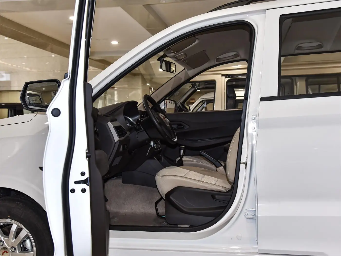 Wuling Hongguang 2021 1.5L modified S standard electric power assist LAR for wuling mpv low cost for sale
