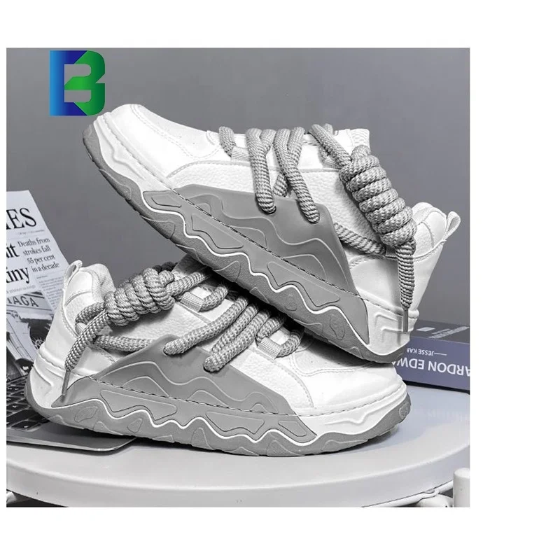 Mens Shoes New Korean Version Versatile Sports Dad Shoes Fashionable Thick Soled Bread Shoes