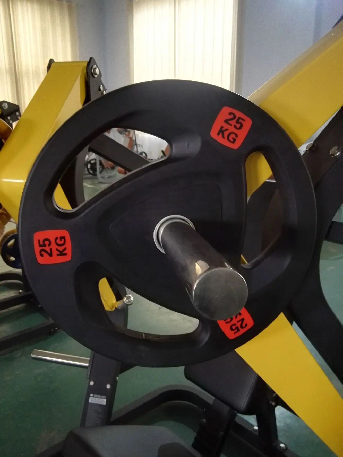 3 Holes Black Rubber Coated  Plate  TZ-3007A