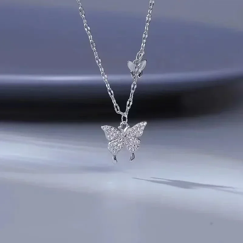 Женское серебряное ожерелье с бабочкой