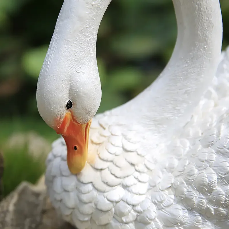 Factory directly garden ornaments sculpture fiberglass animal swan poly resin life size goose for park decoration