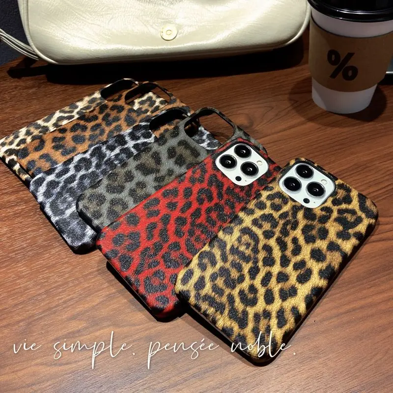 leopard grain style pu leather Luxury phone case for iphone14  13  12  11 promax  Stylish hard phone cover for apple 14  plus