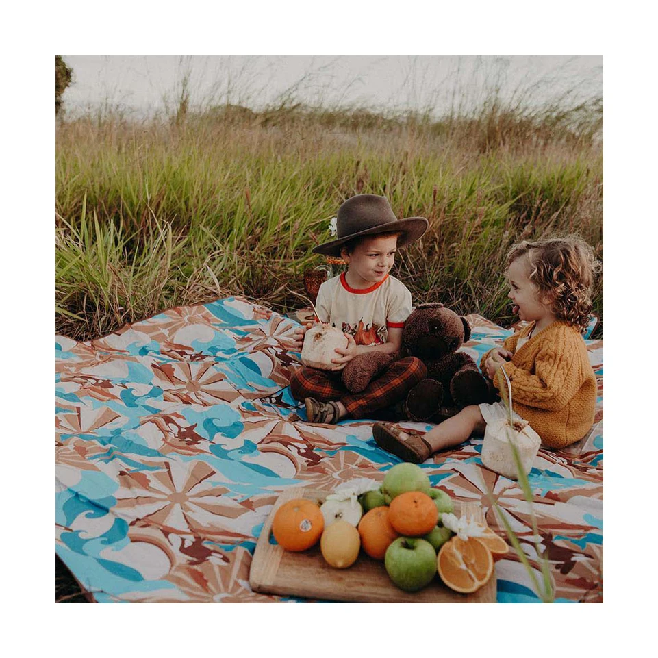 Autumn 150x200cm Large Foldable Outdoor Waterproof Beach Mat Thick Portable Quilting Camping Picnic Blanket Mats