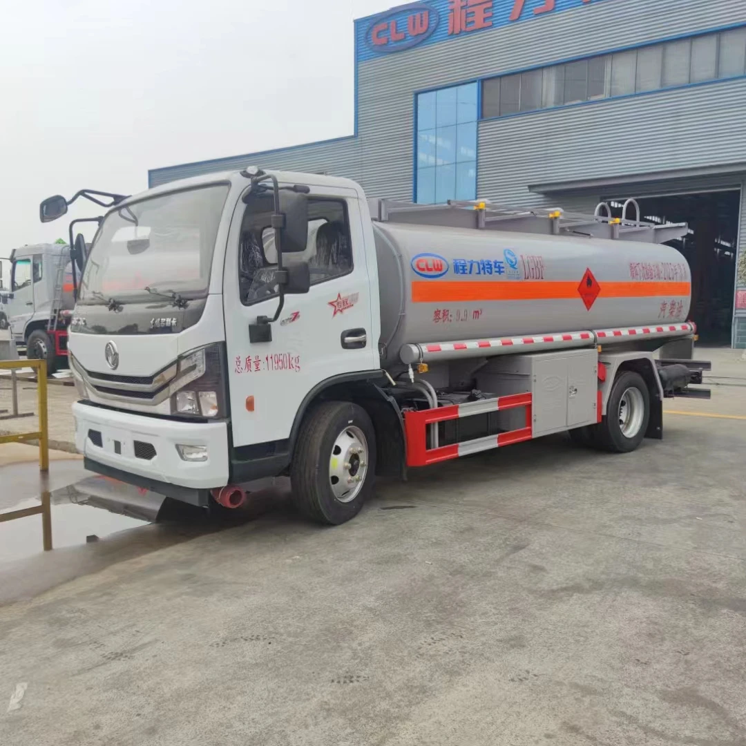China factory price Dongfeng 4x2 airport fuel tank trucks aviation palm oil fuel tank tanker truck capacity