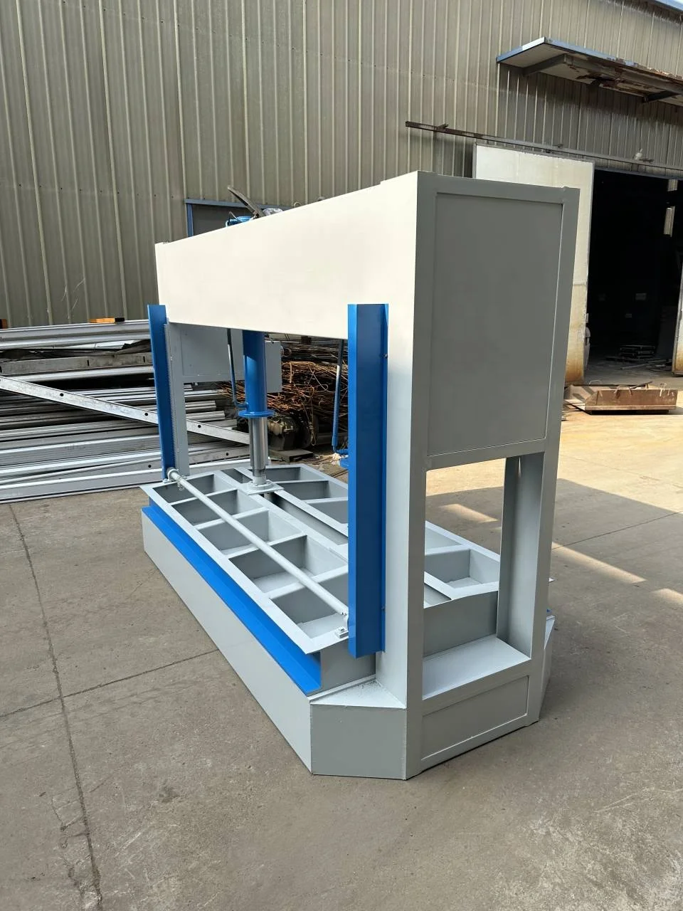 Factory Spot M1325.60t hydraulic Cold Press Plate Press Machines Multi-Layer Composite Plate Pressure Machinery