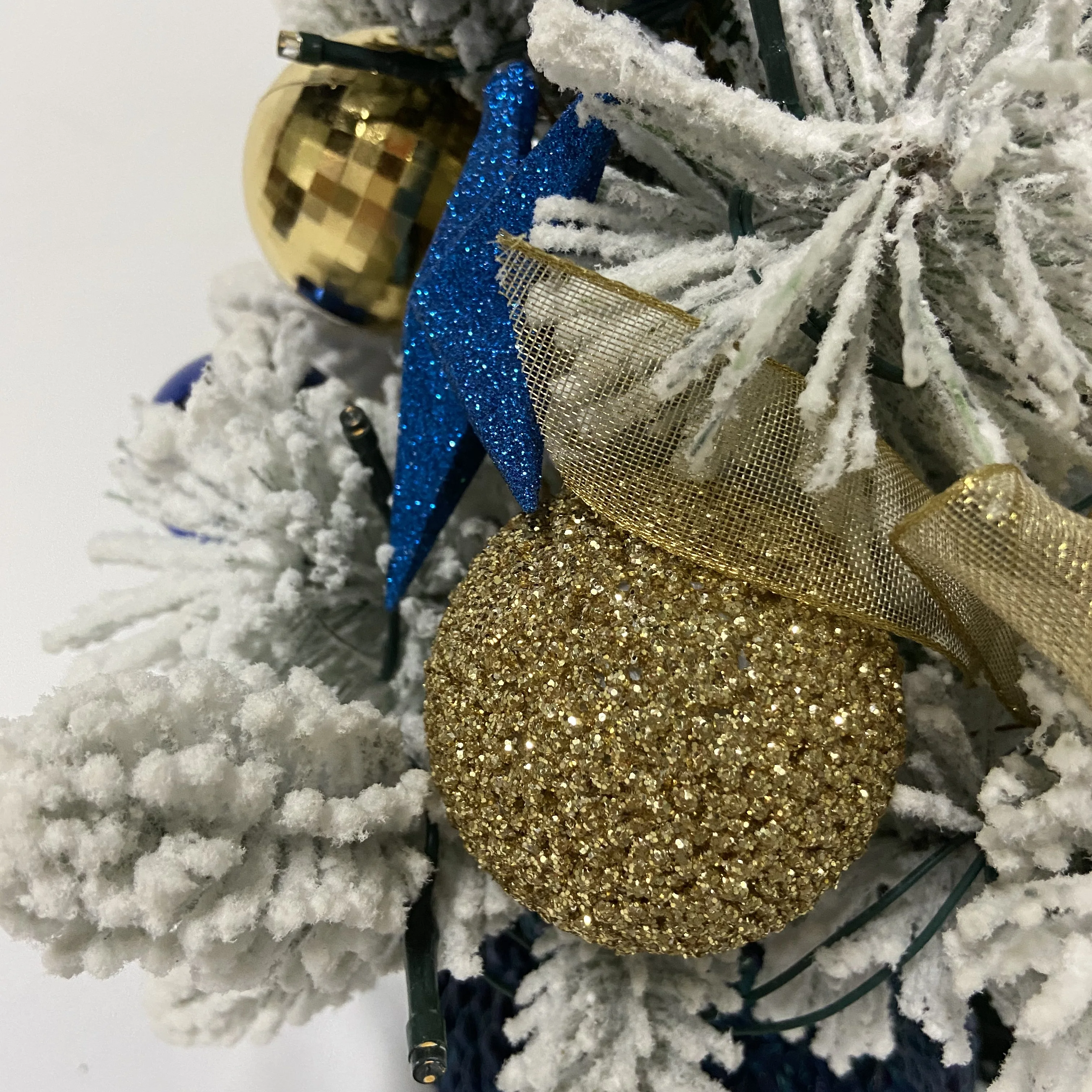 40cm Table Christmas Tree with White Artificial PVC Pine Needle Dark Blue Ceramic Basin Christmas Decoration Supplies
