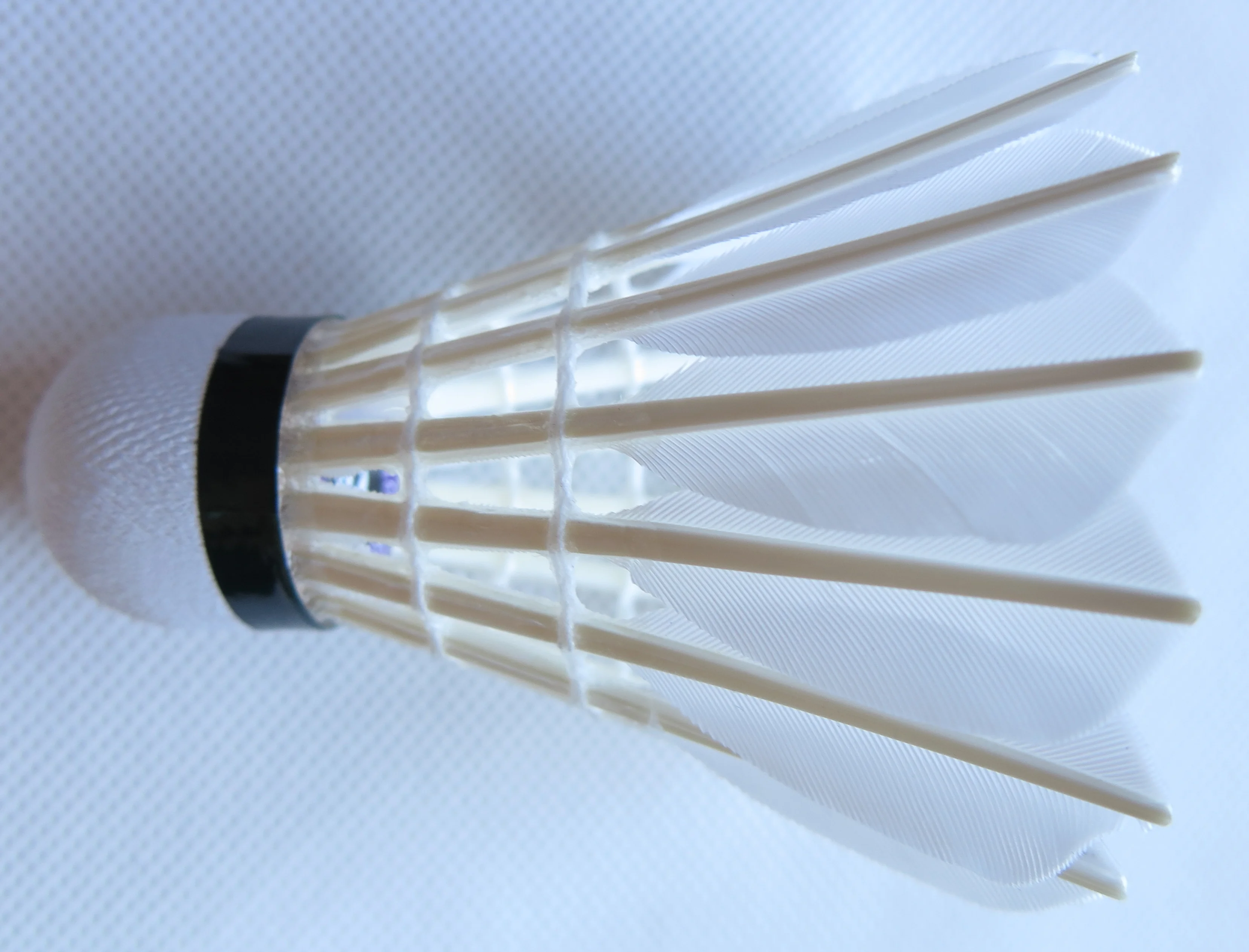 Wholesale Brand High Quality Reasonable Price Goose Feather Badminton Shuttlecocks Fashion White OEM Customized Head Logo Style