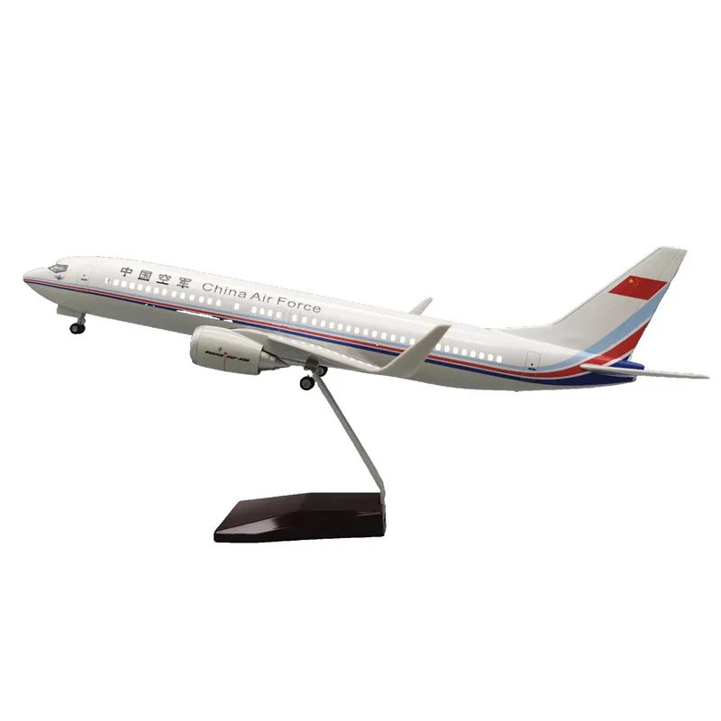 Wholesale Diecast Decorative Model Airplane Scale 1:85 47cm Boeing737-800 China Air Force Model Airplanes with Wheels