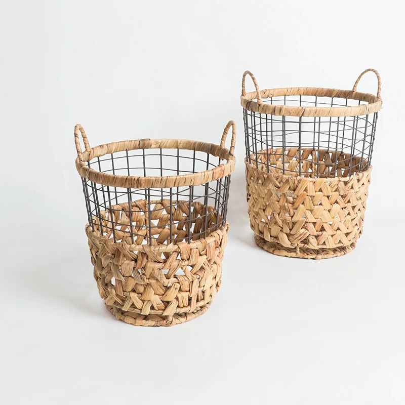 Handmade woven round seagrass storage basket with handle wicker woven basket water hyacinth storage basket