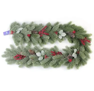 Wholesale Price Pointed PVC 9Ft 270cm Natural Green Garlands With Pine-cones And Berries