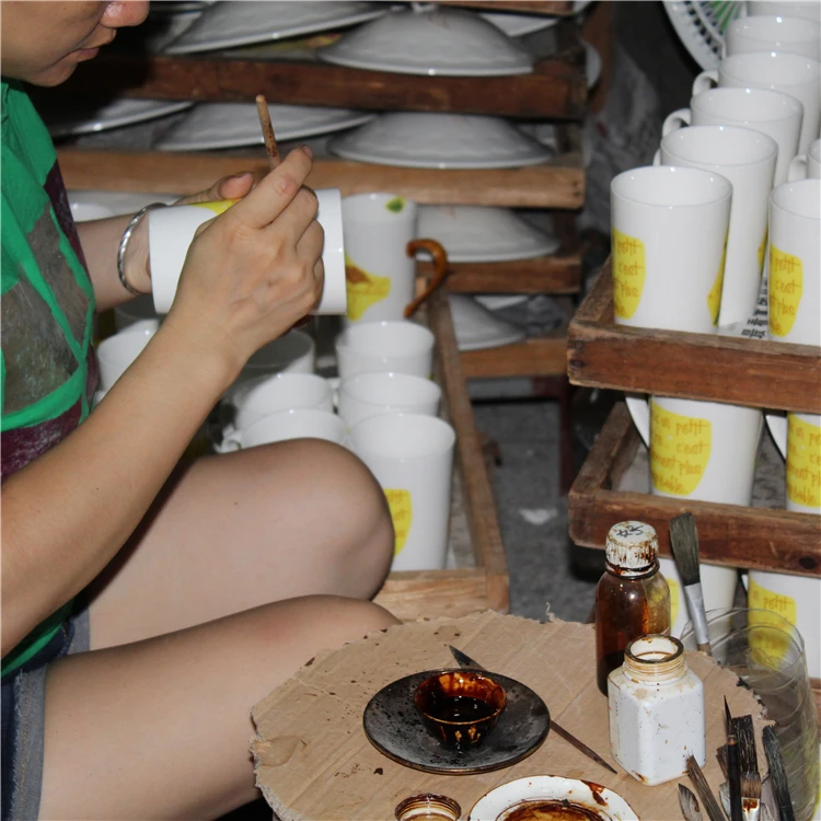 Custom logo restaurant appetizer serving ceramic cheap plates dishes with bamboo base