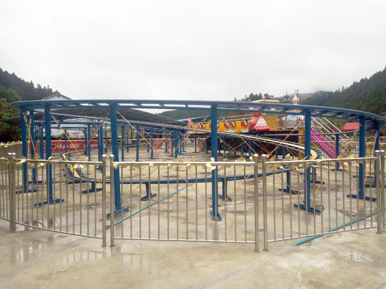 Amusement Park Rides Roller Coaster 16 Seats Sliding Dragon Family Roller Coaster For Sale