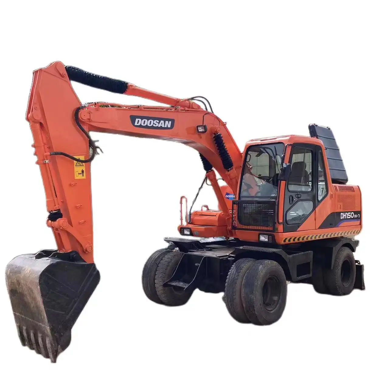 Second hand 15 ton nearly new for sale favorable price Doosan tyre excavator DH150W