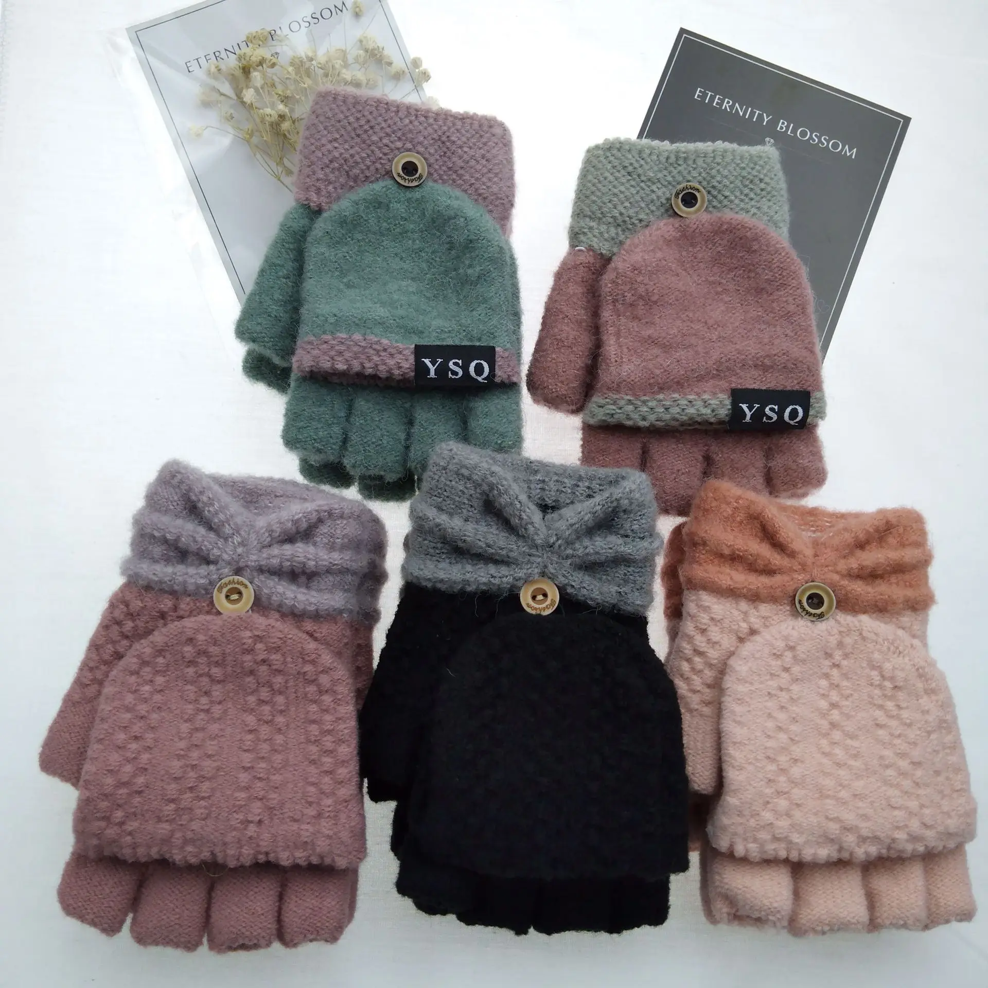 
Flip half-finger gloves Children Cute acrylic knit Keep warm 