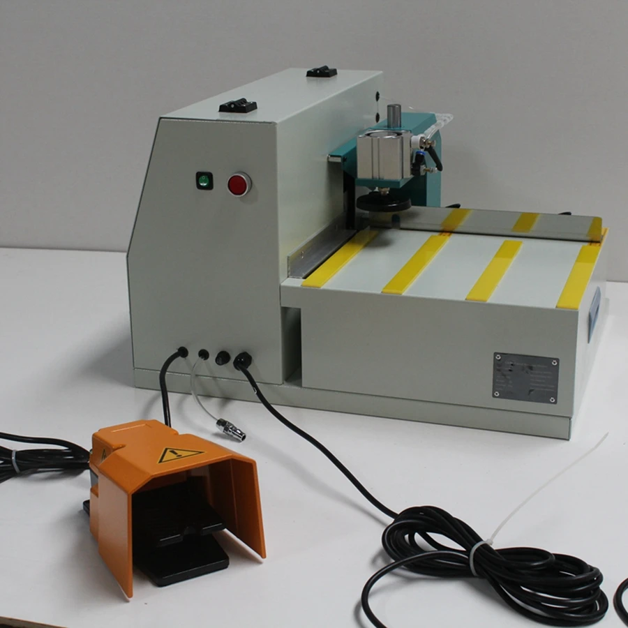 Woodworking engraving machine small wood flip board electric wood milling gong machine multi-function trimming machine