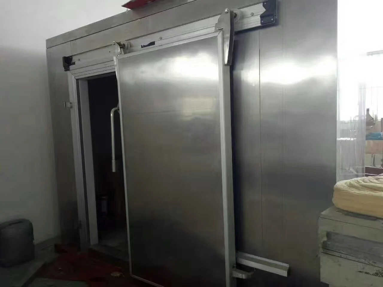 Панель из ПУ для холодильника мяса 100/120/150/200 мм