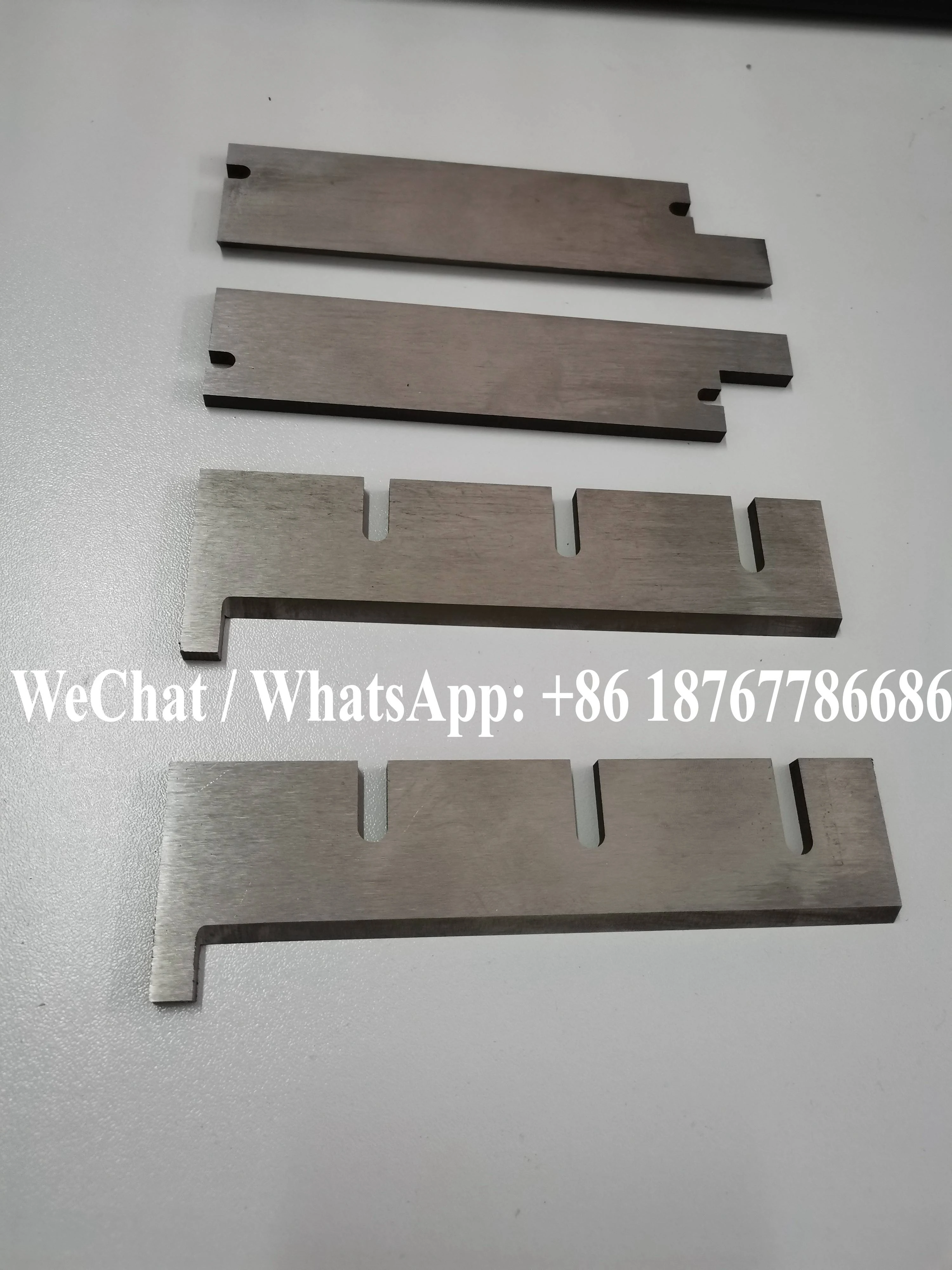 Automatic Hot and Cold Knife Fabric Roll Tape Cutting Machine/ Garment Label Cutting Machinery