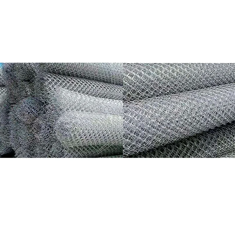 100ft 8ft 8 foot 6 foot galvanized diamond fence cyclone wire mesh black pvc coated chain link fence roll 50ft