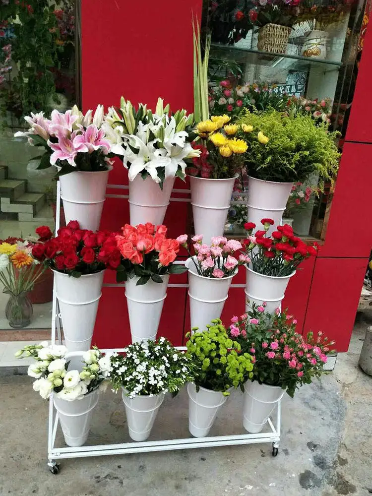 Yuncheng Garden Pp Black Long Cylinder 6L Simplicity Water Leakage Proof Flower Pot Bucket Plastic Vases