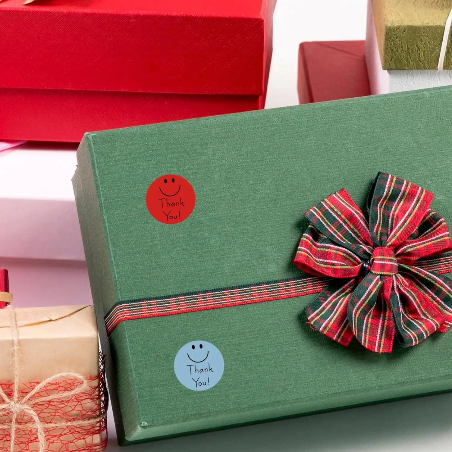 Factory Wholesale Customized Size Business Packaging Labels Smiley Thank You Label Stickers