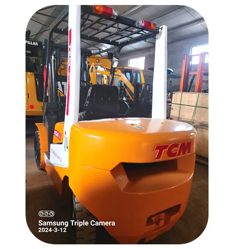 TCM original Japan brand forklift Used Japanese TCM 30 forklift 3ton warehouse pallet lifting truck fd30 used forklift price