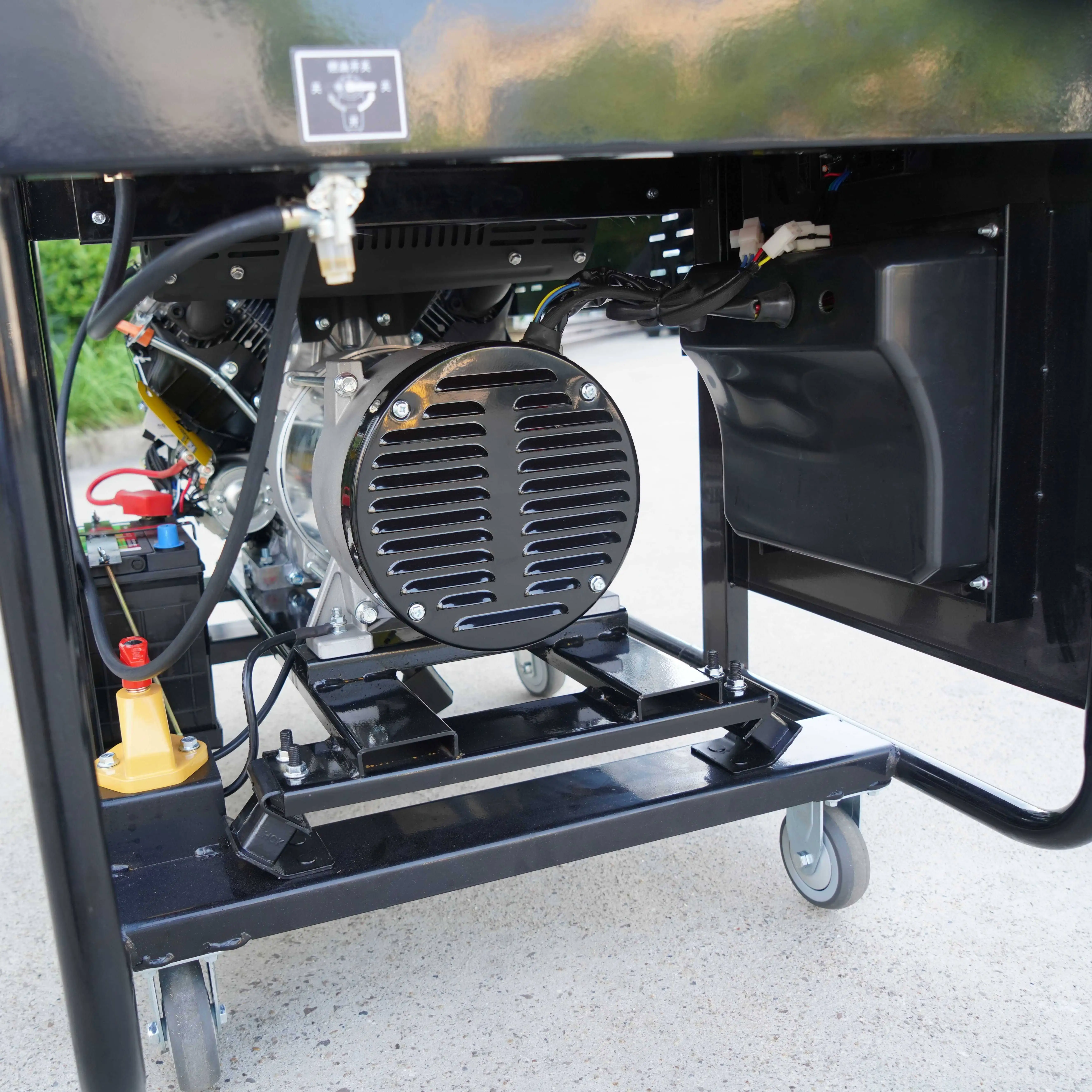 AGG 3phase 60hz 220v Portable Home Used 12kw Diesel Generator With Engine