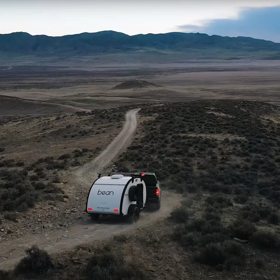 Small Australia standard Luxury off road rv motorhome motorcycle camper trailer With Shower Toilet rear kitchen lighting