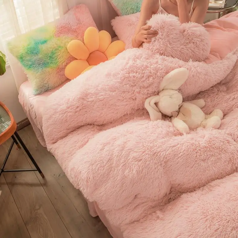 American Style Ultra Soft sleep aid plant flora Velvet Fluffy Plush Shaggy Bed Set