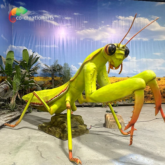 Giant praying mantis simulation animal insect outdoor equipment simulation electronic mantis