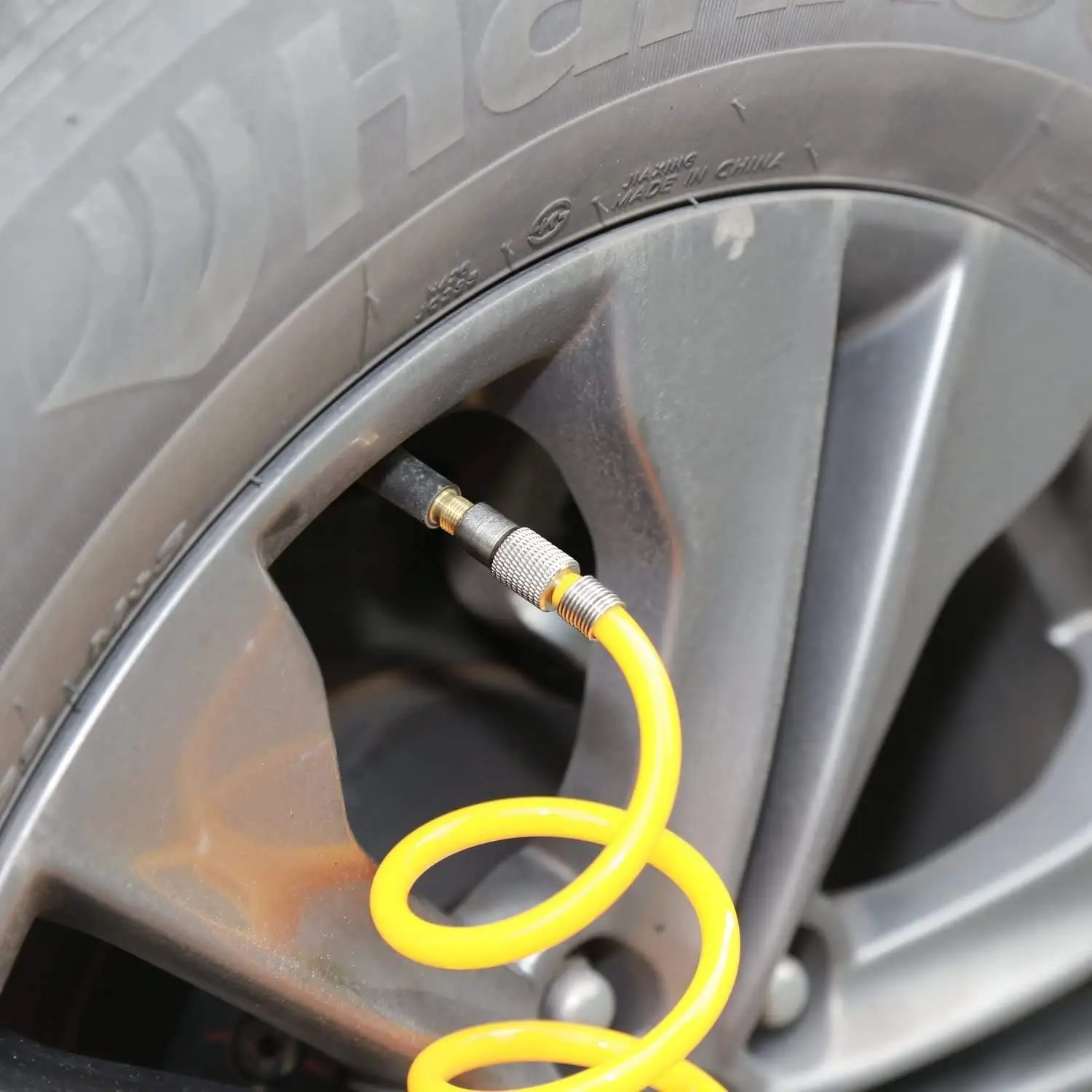 Car Double Cylinder Air Compressor 12V Portable Double Cylinder Car Wheel Inflator Air Pump Kit For Car Tires