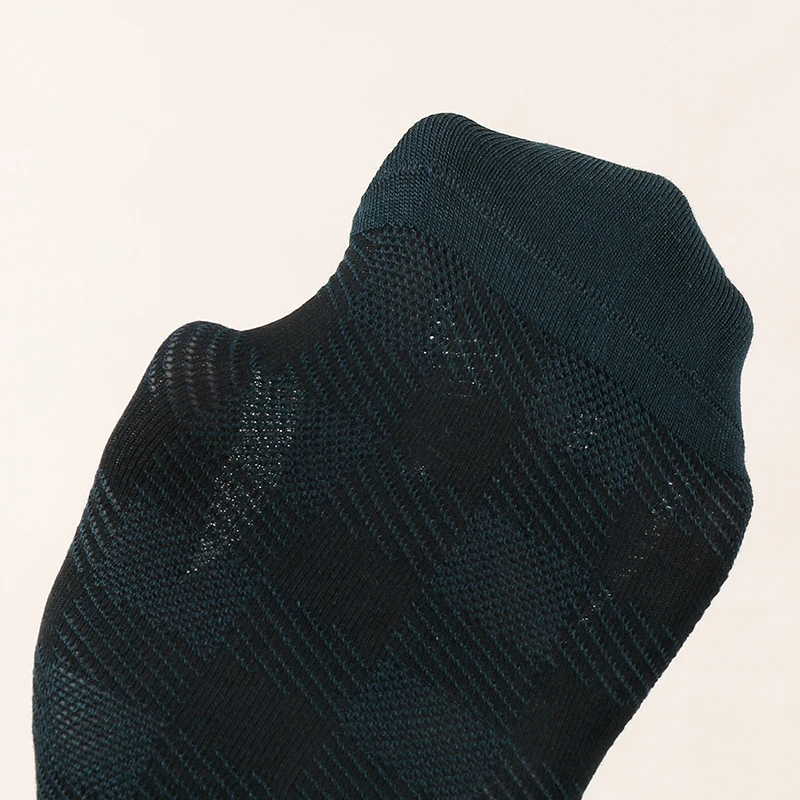 Customize cotton knitted crew dress business socks custom logo men dress happy