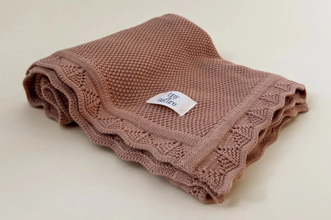 Knitted Baby Blanket 100% Cotton Baby Shower Gift Gender Neutral Kids Baby Towels and Blankets Silk Print 20 Wearable Blanket