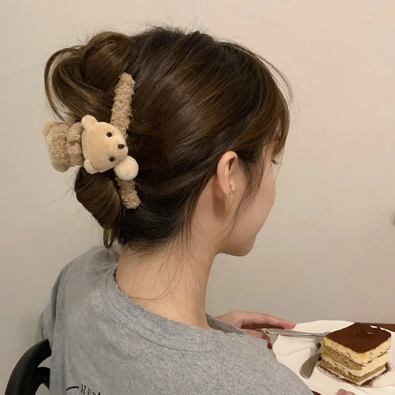 Wholesale Fashion Ins Korean Sweet Lovely Bear Temperament Ladies Hair Accessories Autumn And Winter New Girls Hair Clip