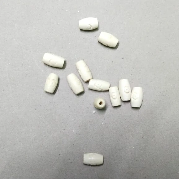 Native White Small Sized Loose Tube Ox Bone Beads With Fine Waves Engraved On Wholesale