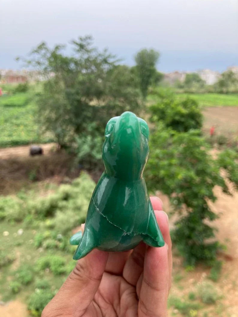 Wholesale Handmade Green Jade Animal Seal Carving Cute Natural Crystal Gemstone Animal Carving Semi-Precious Stone Crafts