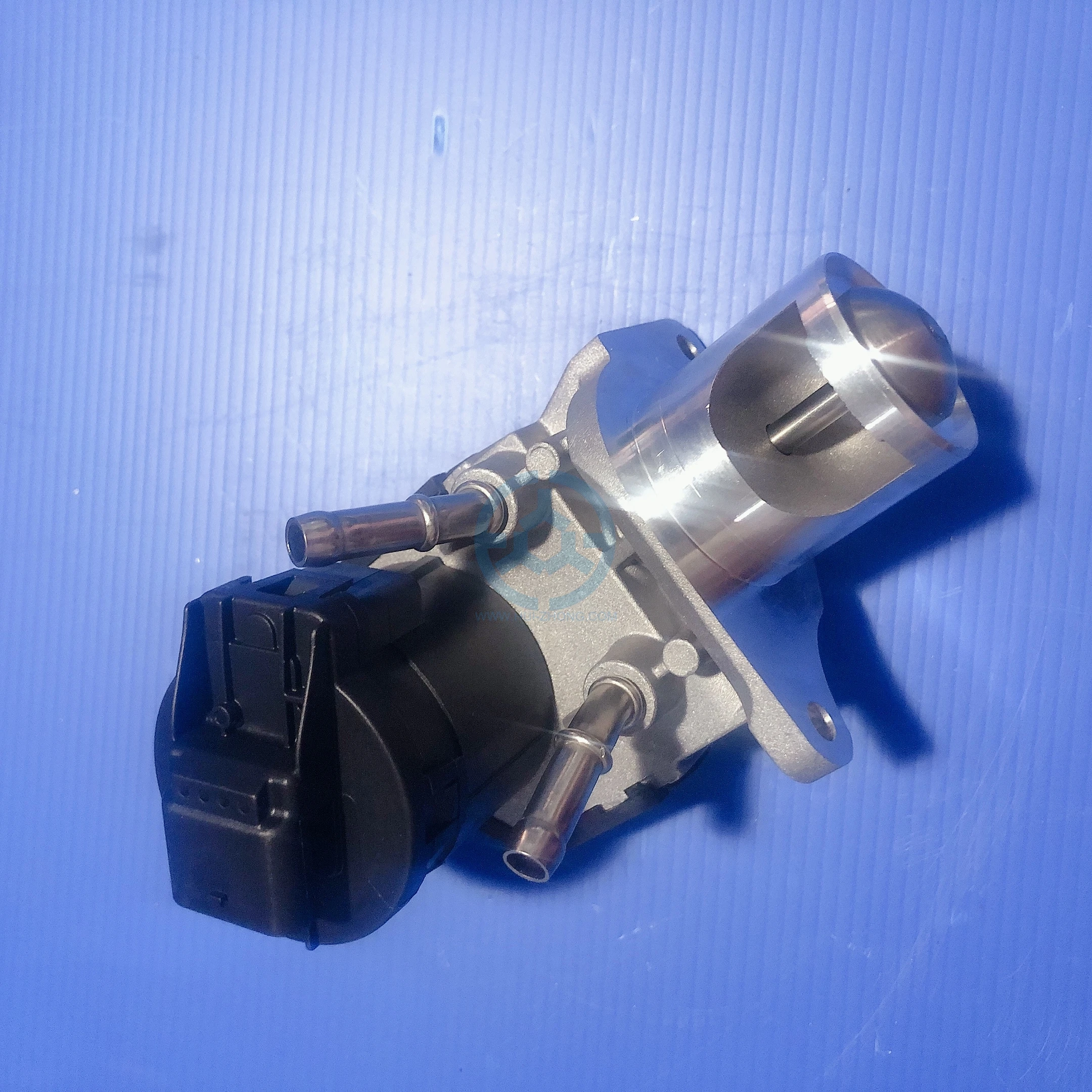 EGR VALVE 11717810871  11717823210  11717805447  7805447 11717823210 FOR BMW N47 N57 1 3 5 6 7 SERIES X1 X3 X5 X6