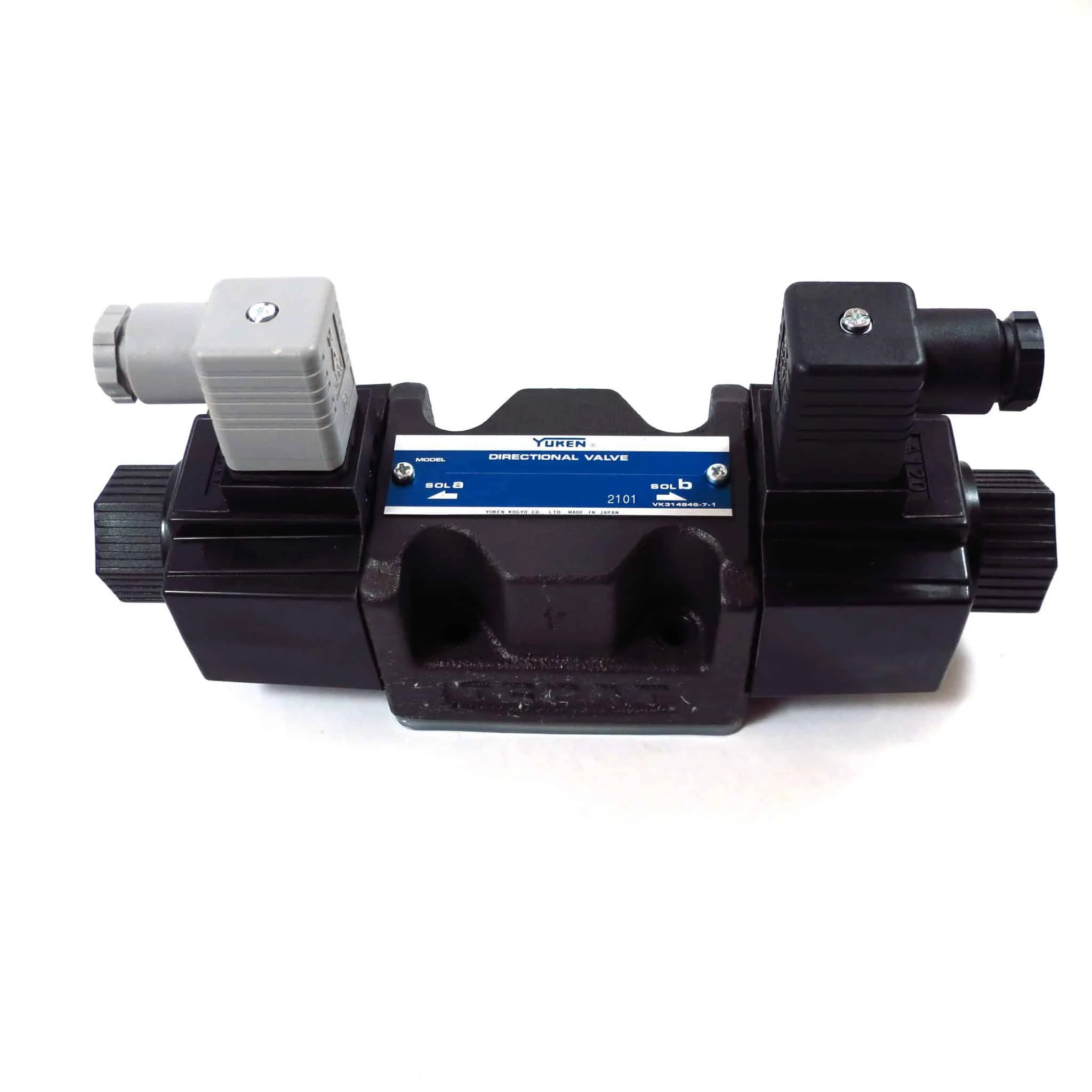 YUKEN DSG-01 Directional control valve DSG-01-3C3-D24-50 Position selector right angle control valve