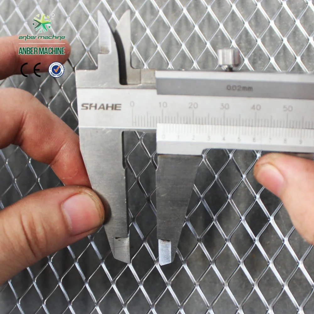 High quality expanded mesh making machine Expanded metal mesh machine