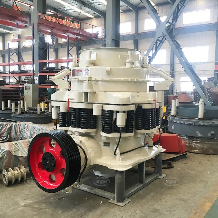 El mineral se abre con una trituradora de cono compuesta, una trituradora de cono de resorte de grava para la cantera.