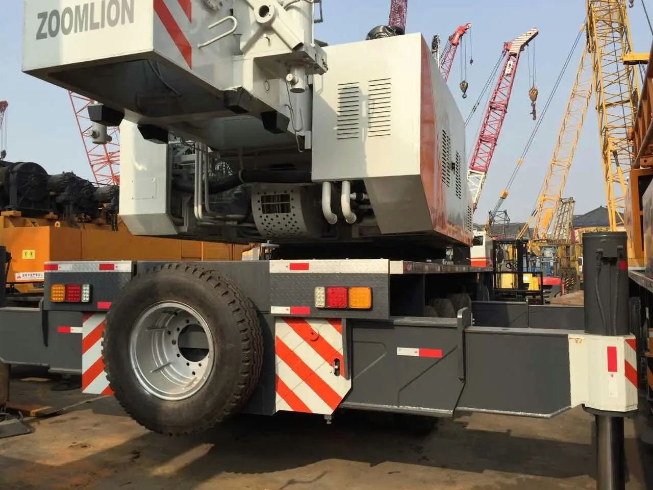 Новая цена автокран Zoomlion QUY130V Макс. Моментальный цилиндр Cummins строительный насос для двигателя технические продажи гидравлический